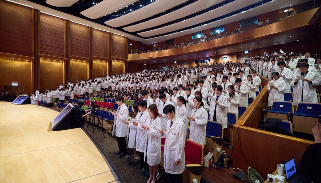 20240928-HKUMed-WhiteCoatCeremony-0535s