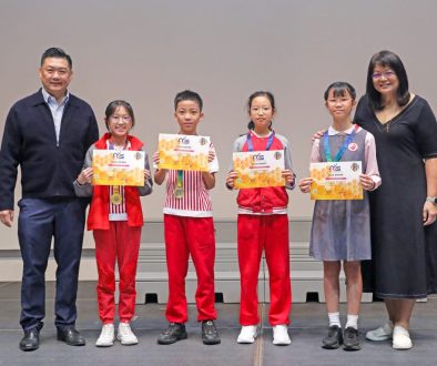 AY2526_VANDA_Gold_01